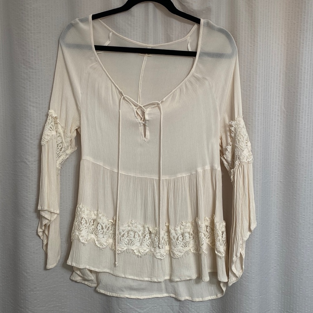 Hollister Cream with Lace Accents Tunic